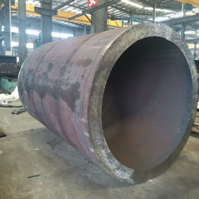 Diameter Besar Paip Keluli Dikimpal Jahitan Lurus Berdinding Tebal
